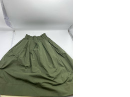 Dark green skirt Dark green skirt