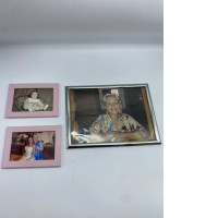 Set of photo frames