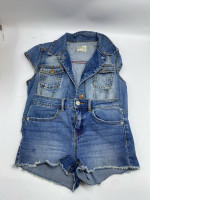 Denim suit: shortsleeved shirt and shorts Denim suit: shortsleeved shirt and shorts