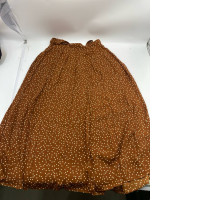 Long brown polka dot skirt