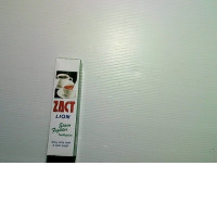 toothpaste toothpaste