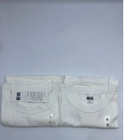 Set of 2 UNIQLO White round neck t-shirt Set of 2 UNIQLO White round neck t-shirt