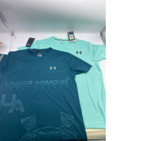 Set of 2 UNDER ARMOUR  Short sleeve workout shirt
