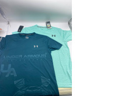 Set of 2 UNDER ARMOUR  Short sleeve workout shirt