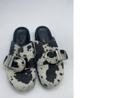 Black closed toe sandals with white pattern Black closed toe sandals with white pattern