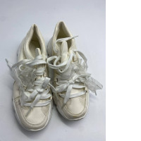 Women's white sneakers 