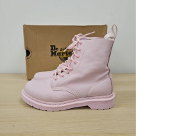 Dr Martens Doc Marten 27215 AW005 GB02X Dr Martens Doc Marten 27215 AW005 GB02X