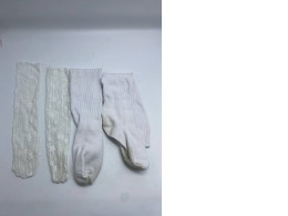 Set of 2 Long white socks 
