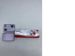 Set of 2 Empty pencil case 