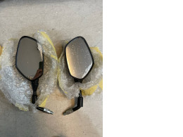 Set  of motorcicle mirrors
