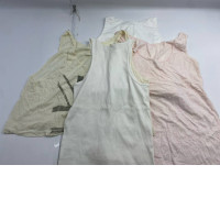 Set of 4 Women's white tank top 