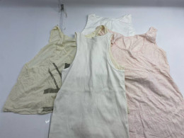 Set of 4 Women's white tank top 