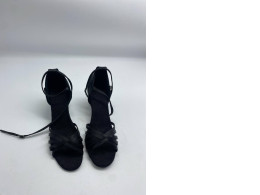 Black hilled shoes