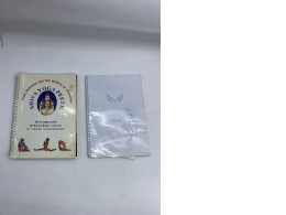 Set of 2 yoga books Set of 2 yoga books
