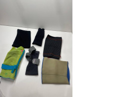 Set of leg supporters