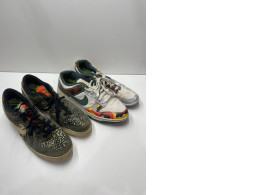 Set of SECONDHAND Nike sneakers
