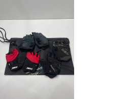 Set of gym's gloves
