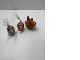 Set of souvenir figuries