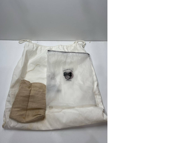 Light beige shoesbag Light beige shoesbag