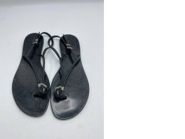 Black women's sandals