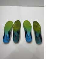 Set of 2 pairs of insoles