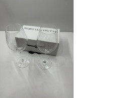 Set of 2 wine glasses Set of 2 wine glasses