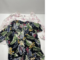 Set of 2 shirts with flower print Set of 2 shirts with flower print