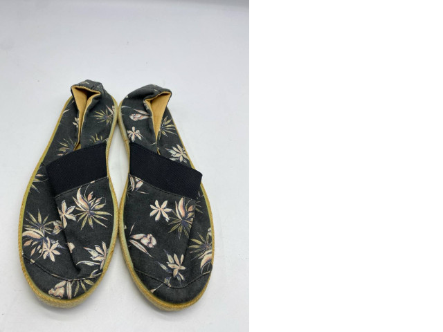 Black sandals with print Black sandals with print