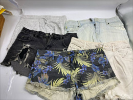 Set of SECONDHAND women's shorts