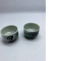 Set of 2 Chineese tea cups