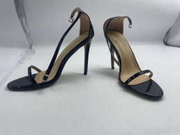 Black beige women's hilled shoes Black beige women's hilled shoes