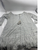 Girl's grey longsleeved dress