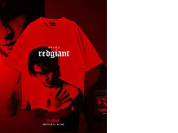 JEFF SATUR RED GIANT CONCERT Red round neck t-shirt