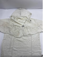 White long-sleeved hoodie 