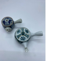 Set of 2 Chinese pattern teapot with glazed tiles