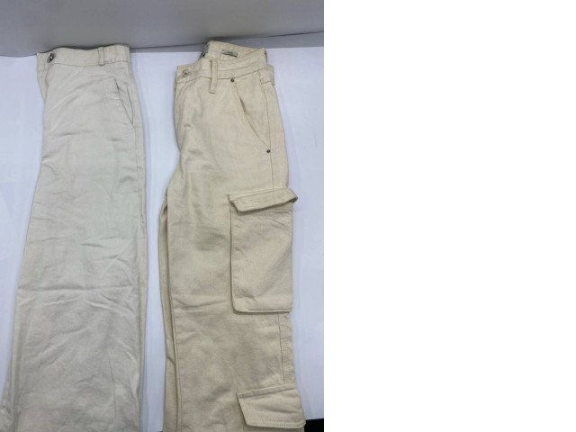 Set of 2 Women's bleached jeans Set of 2 Women's bleached jeans