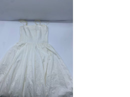 Women's white strapless long dress Women's white strapless long dress