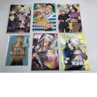 Set of 6 Japanese comic books