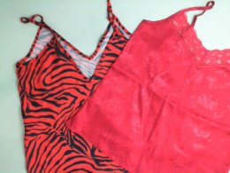 Set of 2 red tops