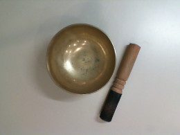 Metal bowl and mortar for grinding