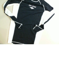 Sports sweatshirt with long sleeves Sports sweatshirt with long sleeves