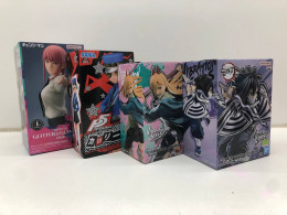 Set of 4 japanese figures 