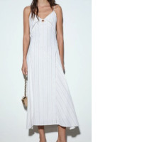 Knee-length dress, spaghetti straps, striped pattern