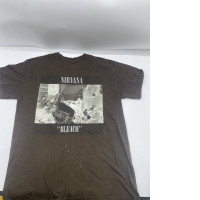 Dark brown round neck t-shirt