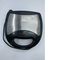 USED Waffle iron