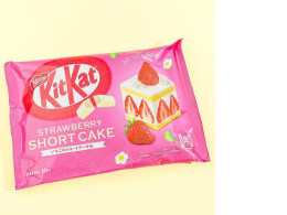 Kitkat strawberry short cake 