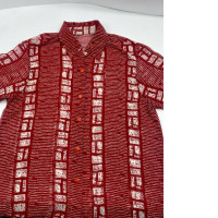 Red short-sleeved shirt