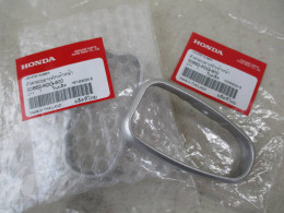 Set of 2 Honda Front footrest rubber cover 50662-K0G-900