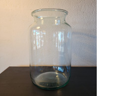 transparent hungarian glass vase