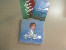 Thai Photo Album + 2 Postcards, Music Artist